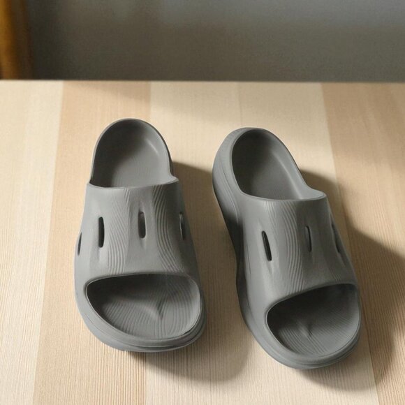 Hoka Ora Recovery Slide 3 (GREY) Women's Size 8 - NWOT - Picture 1 of 11